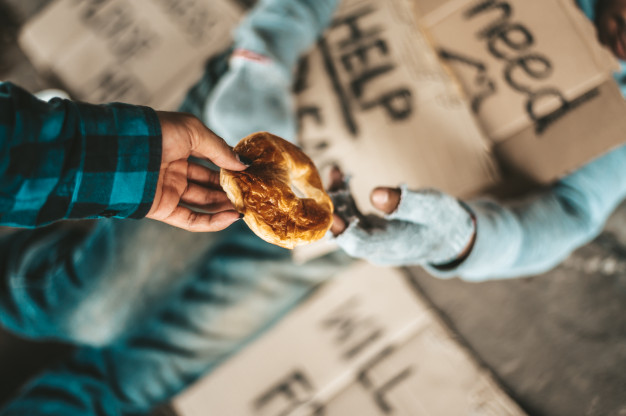 begging-bridge-with-person-who-handed-bread